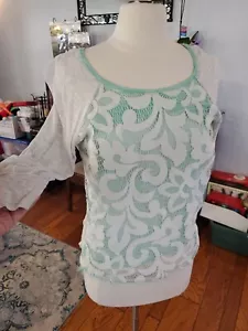 Anthropologie Dolan Green White Top Sz XS Women's T-shirt Beautiful EUC Delicate - Picture 1 of 13