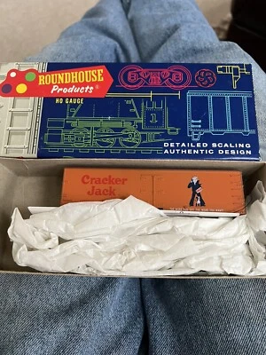 HO Scale Roundhouse, 36' Reefer Box Car, Cracker Jack, Orange, #638 -- 3146 - Image 1 of 4