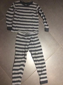 Leveret Pajamas Kids Size 5T Black And Grey Striped - Picture 1 of 8