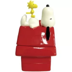 Peanuts Snoopy's Hundehütte mit Snoopy oben Keramik Salz und Pfeffer Set NEU - Bild 1 von 1