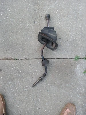 1982 Ford F250 Truck Manual Trans shifter TRANS PN-BORG WARNER 13-01-065-907 - Image 1 of 4