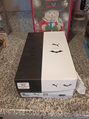 Puma X DC Comics Black Red Suede Classic Batman Bat 383291 01 Men's 11 US Shoes - Image 1 of 4