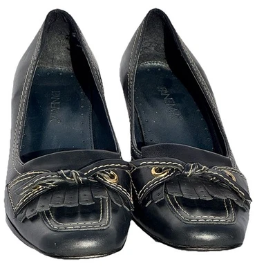 Zapatos de salón Ipanema Y2K azul marino tacón punta cuadrada borla / talla 7 Foto 1 de 4