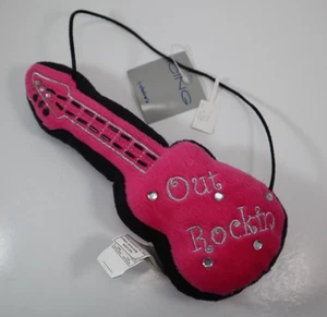 RBOT Pink guitar out rockin in for the night TÜRAUFHÄNGER PLÜSCHKISSEN - Bild 1 von 4