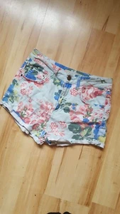 Topshop Tropical Floral High Waisted Shorts W26 8 - Picture 1 of 1