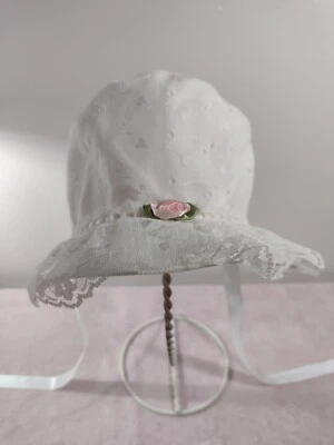 #6 Talla 13 (6-9 meses) Gorro Bebé Blanco Cintas y Ribete y 1 Rosa Rosa Foto 1 de 4