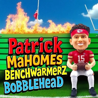 Патрик Махомс Kansas City Chiefs Benchwarmerz Сидящий Мини NFL Качающаяся Голова - Изображение 1 из 4