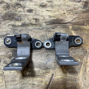 2008-2013 Infiniti G37 Convertible LH Driver Door Hinges OEM - Picture 1 of 5