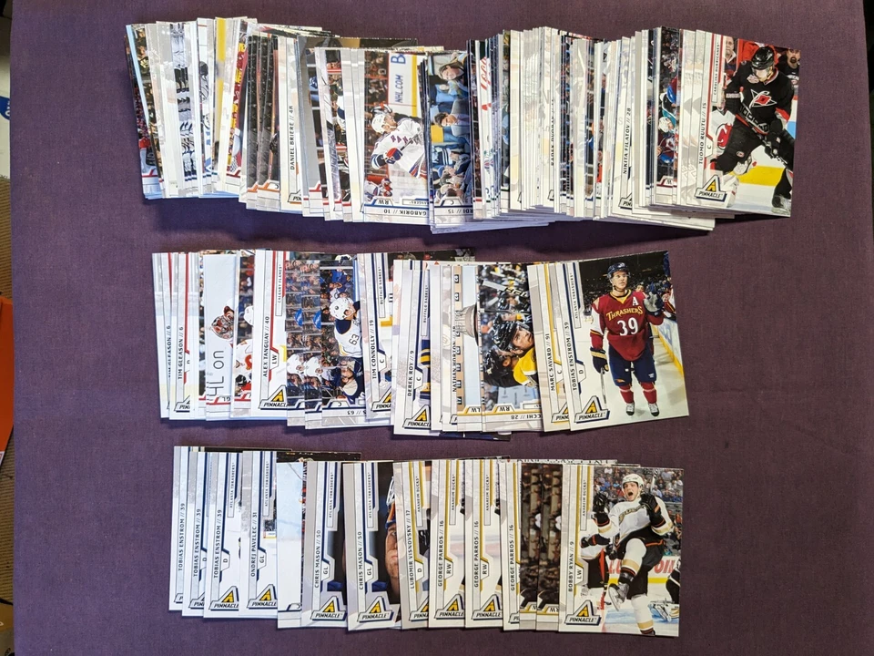 2010-11 Pinnacle Hockey - - - Pick A Card - - - Complete a Set - Image 1 of 1