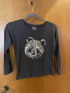 Old Navy girls shirt - Gray with Silver Sequin Panda - Size Medium 8 - EUC - Picture 1 of 5