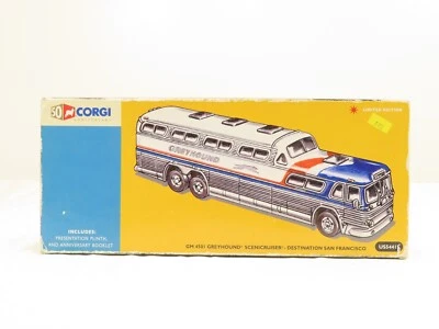 Corgi US54415 GM 4501 Greyhound Scenic Cruiser Destination San Francisco LN  - Image 1 of 4