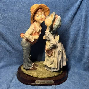 Vintage the mirella collection figurine Girl Kissing Boy Free Ship - Picture 1 of 6
