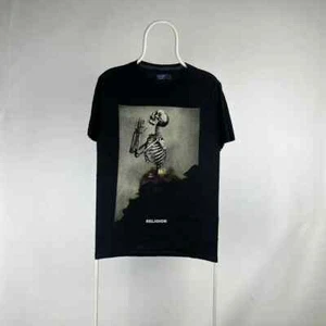Religion skulls Tshirt size Small - Picture 1 of 5