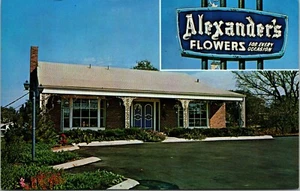 Alexander's Flowers Ramada Inn Gift Shop Hotel, Lawrence, Kansas KS Postcard - Picture 1 of 2