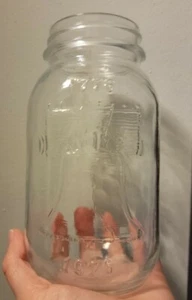 Tarro de boca estrecha pequeño de cuarto de galón de masón Bicentenario 1776-1976 Campana de la Libertad  - Imagen 1 de 11