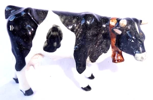 KLIMA K243 - 2 Miniature statuette en porcelaine - VACHE MAIGRE BLANCHE ET NOIRE - Picture 1 of 4