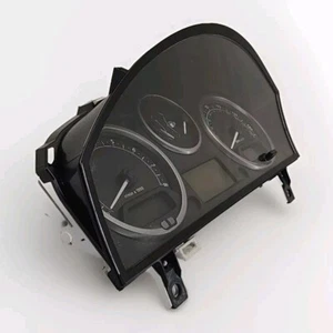 2005-2006 Land Rover LR3 Speedometer Instrument Cluster Assembly ID YAC500054 - Picture 1 of 18