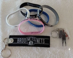 Kevin Durant Brooklyn Nets Basketball 5 Silicone Bracelets 2 Key Chains NEW - Picture 1 of 5