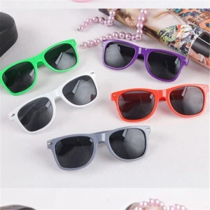 KIDS Sunglasses Boys Girls Shades Black Childrens Classic Vintage Holiday UV400 - Picture 1 of 27