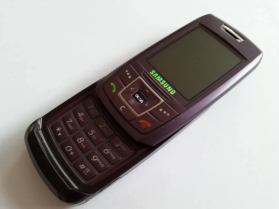 SAMSUNG SGH-E250i PURPLE TOP+OVP+VIELE EXTRAS+RECHNUNG+DHL VERSAND - Bild 1 von 1