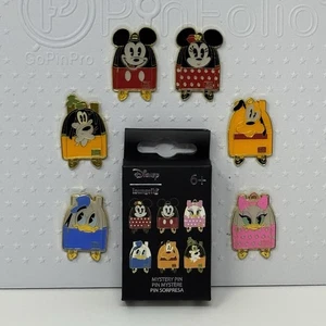 Loungefly Disney Mickey Mouse & Friends Rucksack Blindbox Pins Komplettset 6 - Bild 1 von 9