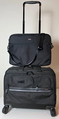 Tumi Deluxe 4 Wheeled Laptop Case Brief - Alpha 3 - Nylon - 1171581041 Rolling - Image 1 of 4