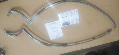 Molduras envolventes de rejilla exterior 794057/794056 para 1939 DESOTO 1268896 Foto 1 de 4