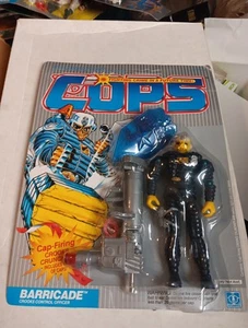 Cops 'n Crooks - BARRICADE - Action Figure Hasbro 1988 NEW SEALED C.O.P.S. RARE - Picture 1 of 12