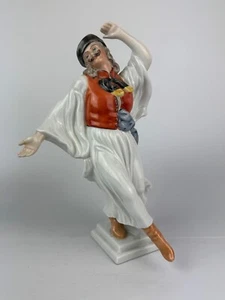 VINTAGE 12” HEREND PORCELAIN FOLKLORE MAN GYPSY DANCER #5496 FIGURINE - PERFECT - Picture 1 of 3