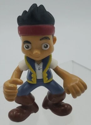 FIGURA DE ACCIÓN DE JAKE Y LOS PIRATAS DE NUNCA JAKE DE DISNEY JAKE  Foto 1 de 4