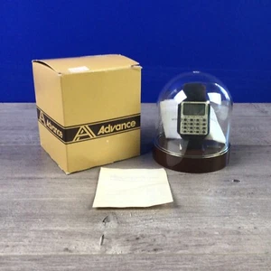 Orologio Vintage Advance L24 LCD LED calcolatrice NOS - Foto 1 di 6