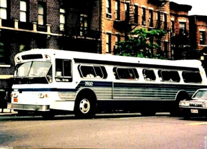 5x7 COLOR PHOTO NYC BUS 1973 FLXIBLE #7032 Bx-26 BEDFORD PARK BLVD-BAINBRIDGE AV - Picture 1 of 1