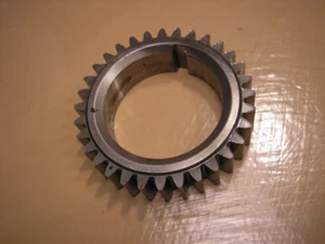 Ariens 936038 42" Tractor Mower Kohler SV590 19HP Engine Crankshaft Gear - Picture 1 of 2