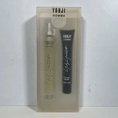 Yohji Homme Yohji Yamamoto para Hombres Eau de Toilette 50 ML Juego de Regalo para Después del Afeitado Foto 1 de 4