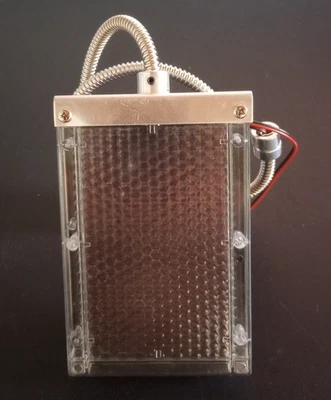 Cargador de panel solar UPG de 6 voltios para batería de alimentador de juegos de ciervos de 6 V 12 Ah Foto 1 de 4