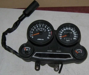 SPEED METER STRUMENTAZIONE CRUSCOTTO CONTACHILOMETRI KAWASAKI GPZ 900 R - Picture 1 of 2