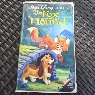 Walt Disney The Fox and the Hound VHS RARE Classics Black Diamond #2041 Seal - Image 1 of 4