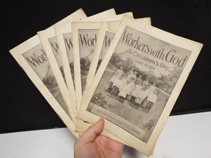 Lavoratori con Dio per la festa dei bambini 1914 - 6 copie - Foto 1 di 2