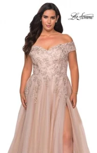 La Femme Curve 28950 schulterfreies Kleid champagnerfarben gold bestickt Schlitz 18W 508 $ - Bild 1 von 5