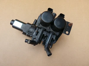 Audi A8 4E Zawór grzewczy Blok zaworów 4E0959617C 113720-0072 - Zdjęcie 1 z 6