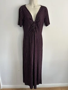 Bershka Women’s Jumpsuit Wide Leg Culottes Front Twist Size M Burgundy Striped - Picture 1 of 6