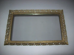Espejo tocador vintage tono dorado metal filigrana patrón bandeja rectangular - Imagen 1 de 16