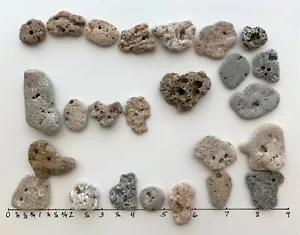 25 natürliche löchrige Strand Steine ~ 1 Zoll Hag Steine Fee Wunsch Perle Magie Brandung getrommelt #D1 - Bild 1 von 13
