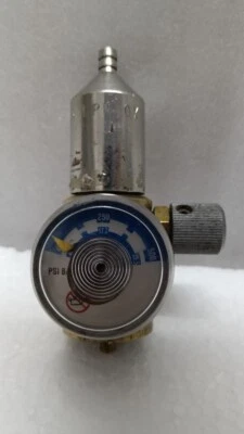 MSA PORTAGAS GAS REGULATOR 500 PSI 35.5 BAR 713-0.5 OX - Image 1 of 4