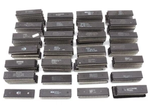170x circuiti IC microcontroller microprocessori DIP circuits set raccolta - Foto 1 di 1