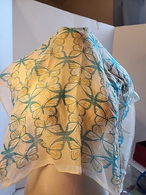 Bufanda Vintage 26" Cuadrada Firmada VERA Pura Multicolor Mariposa Foto 1 de 4