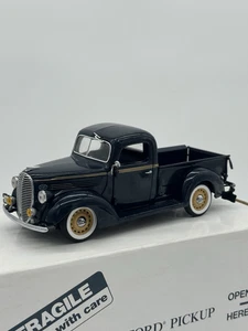 Danbury Mint 1938 Ford Pickup Blue/Gold 1:24 Scale Diecast Truck - Picture 1 of 19