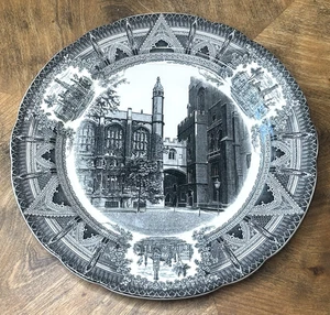 HARPER COURT University of Chicago Dinner Plate 10 5/8" Copeland Spode England - Picture 1 of 2