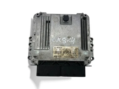 OK814 KIA Engine Control Unit ECU 39150-2A520 0281032240 - Image 1 of 4