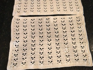 Set of 2 Vintage Beige Cotton Hand Crocheted Placemats  11" x 17" - Picture 1 of 6